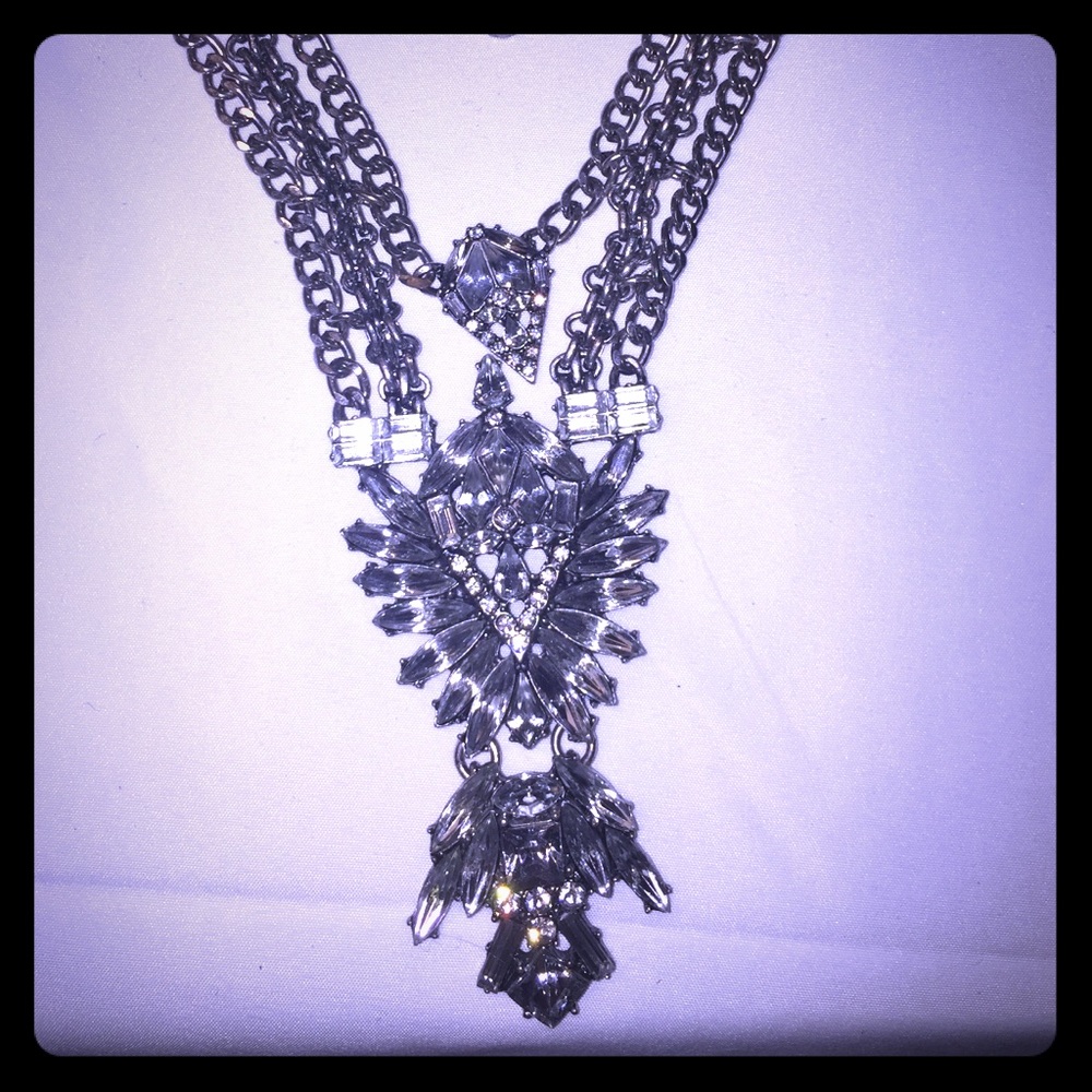 Statement necklace